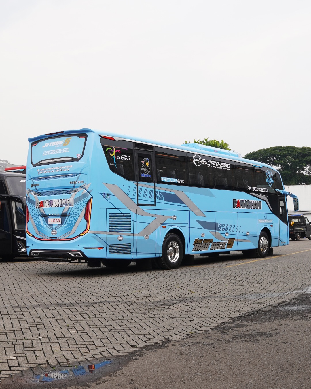 RAMADHANI @po.ramadhani_trans Jetbus5 SHDPowered by Hino#Ramadhani #Hino #Jetbus #SHD #Adiputro (19)